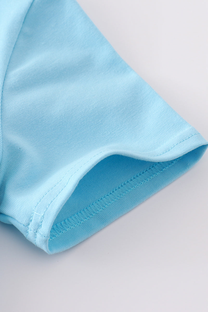 Blue farm chicken embroidery set