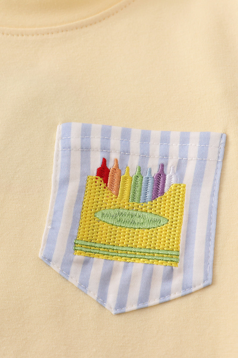 Crayon apple embroidery shorts set