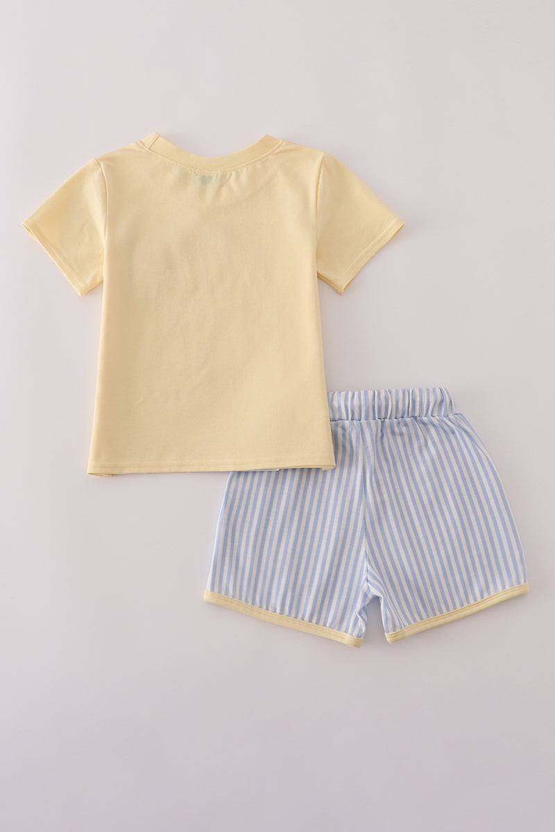 Crayon apple embroidery shorts set