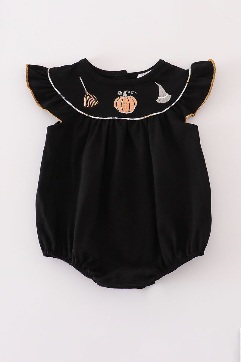 Black witch pumpkin embroidery bubble